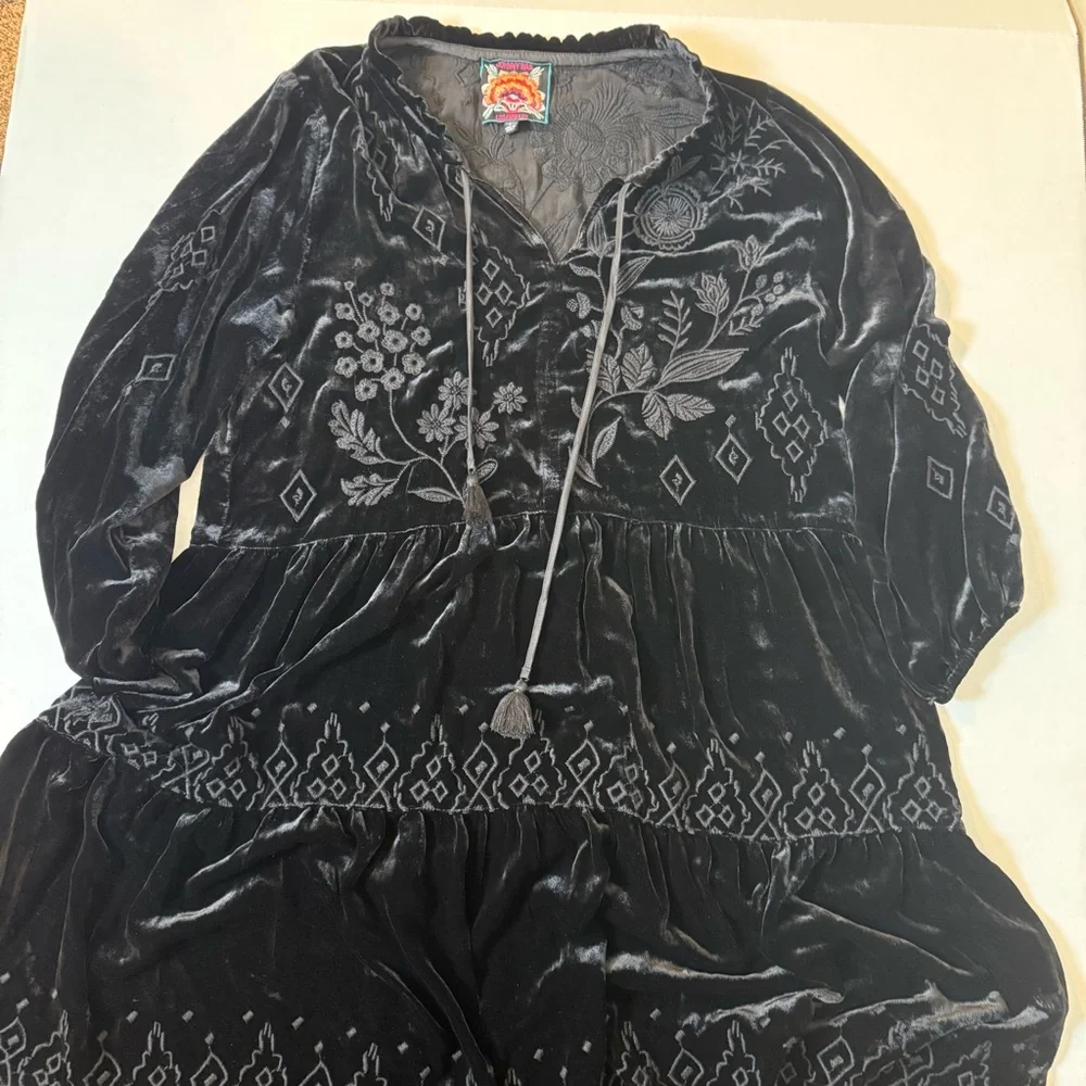 Johnny Was Women’s Ivey Velvet Field Tiered Silk Blend Black Long Sleeve Dress - Picture 6 of 8